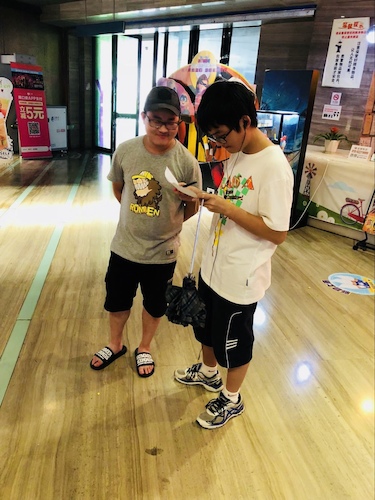 7月27日-澳门博彩
-生科院赴杭州地区“舌尖上”小分队-商场内填写者