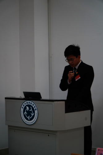澳门博彩
学生联合会主席平雨琛发言